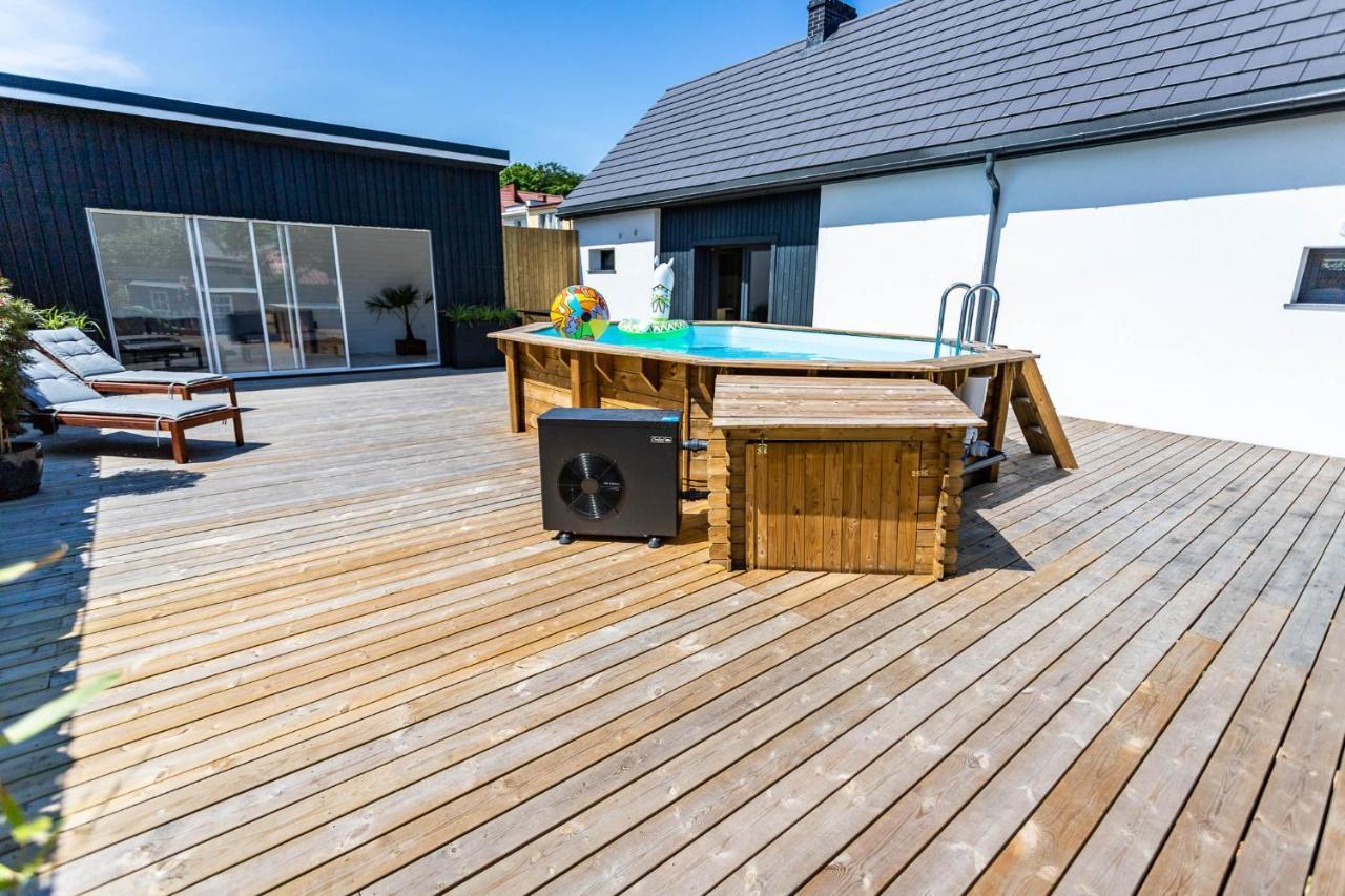 Trzy Rybki - Belona Dom Z Basenem I Jacuzzi Villa Puck Exteriör bild